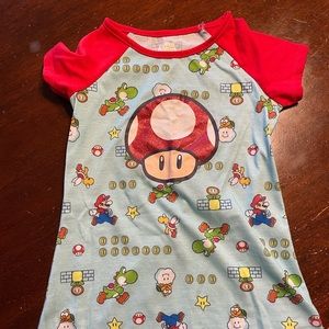 Super Mario nightgown